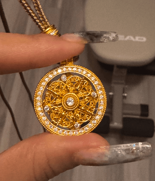 Image #1 from Ellie